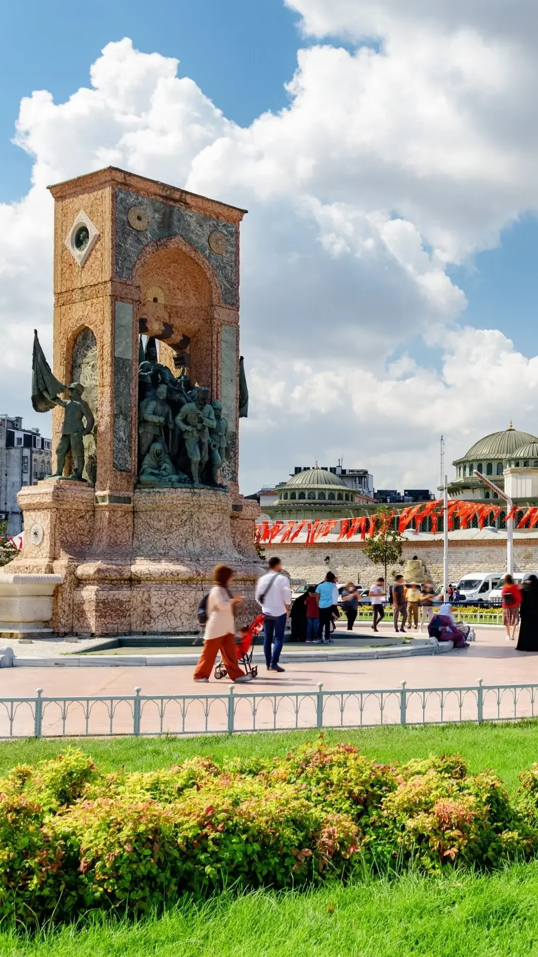 從塔克西姆廣場到加拉塔塔的音訊指南之旅主要內容