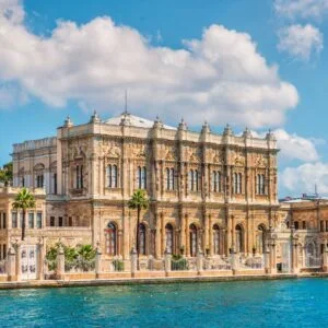 dolmabahce-palace-harem-skip-the-line-entry-ticket-with-audio-guide-image-main