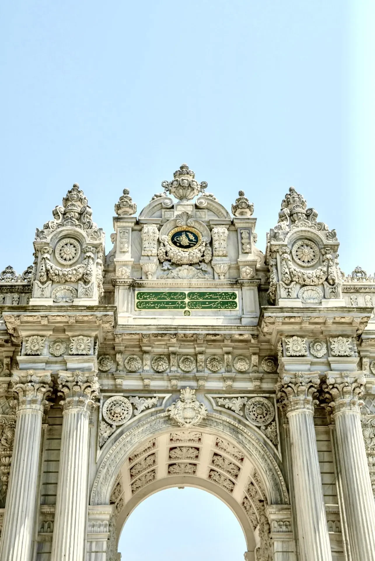 Dolmabahce Palace & Harem Skip-the-Line Entry Ticket with Audio Guide - Image 13
