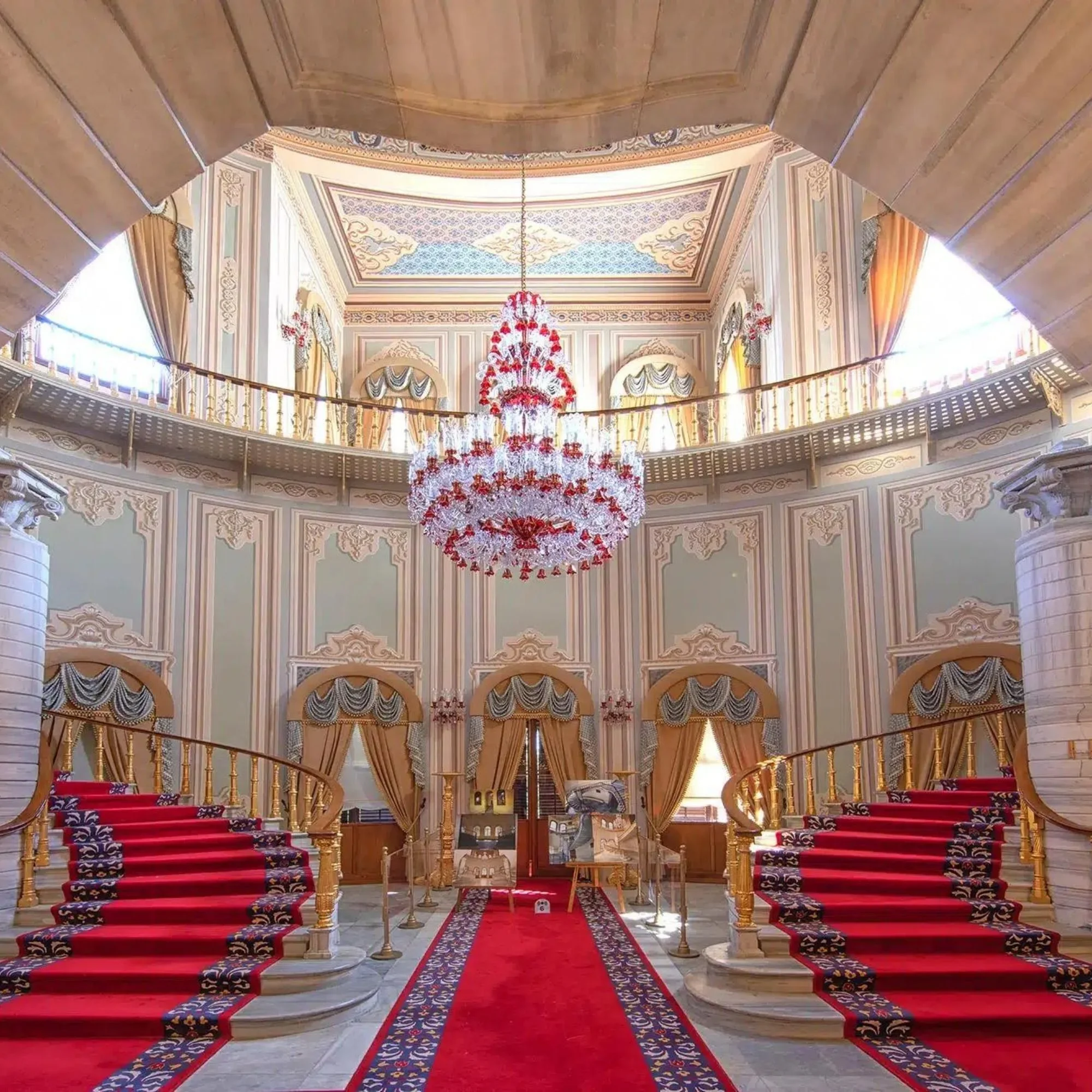 Beykoz Mecidiye Pavilion Skip-the-Ticket-Line Entry with Audio Guide