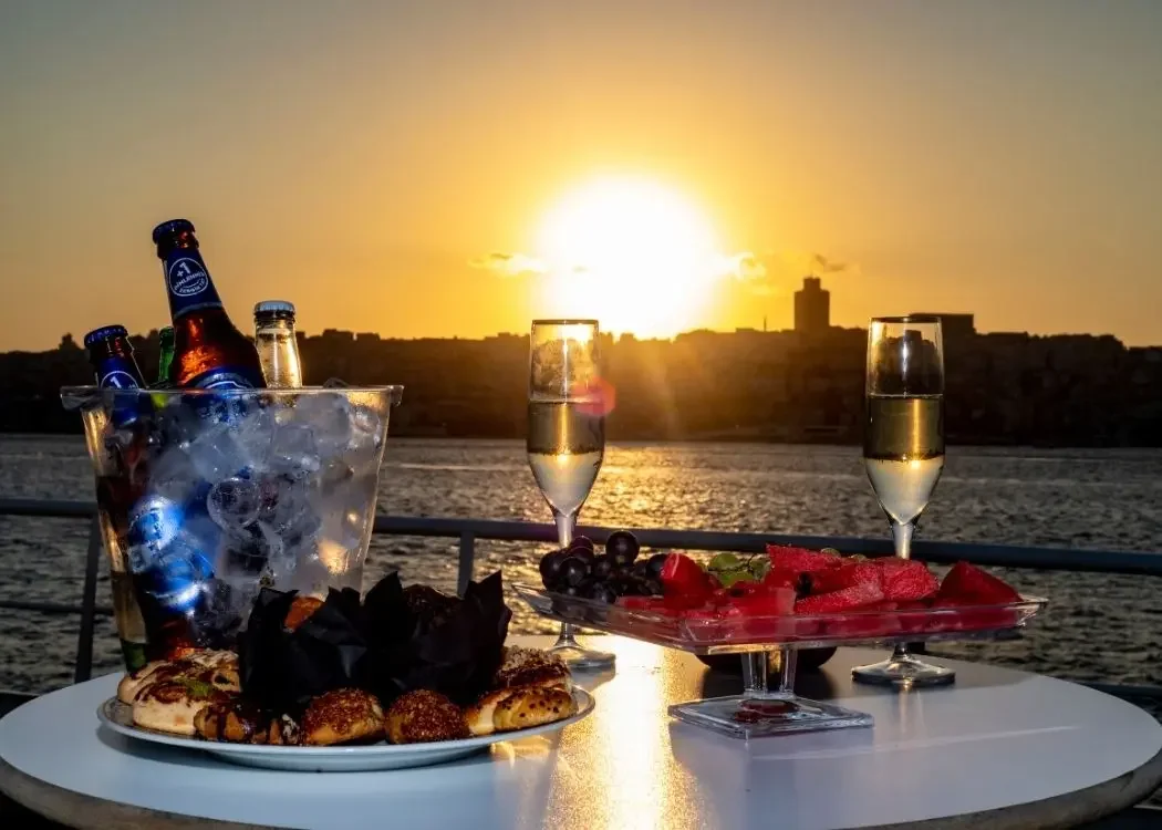 Bosphorus Sunset Cruise with Audio Guide - Image 3