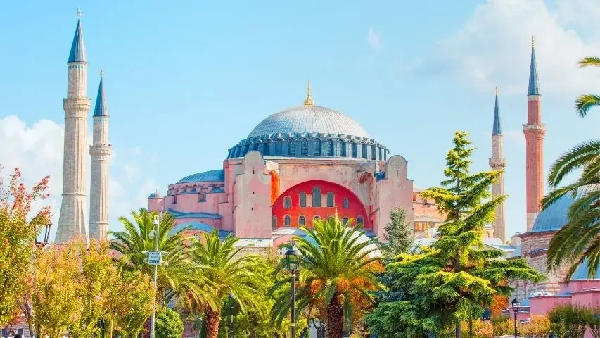 Hagia Sophia Guided Tour with Skip-the-Ticket-Line Entry - Image 1