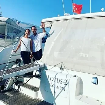 Private Bosphorus Yacht Tour - Image 1