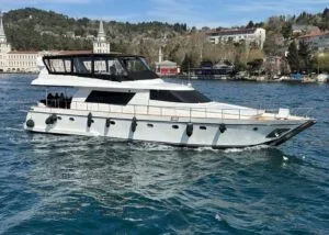 luxury yacht sunset cruise with wine istanbul bosphorus
