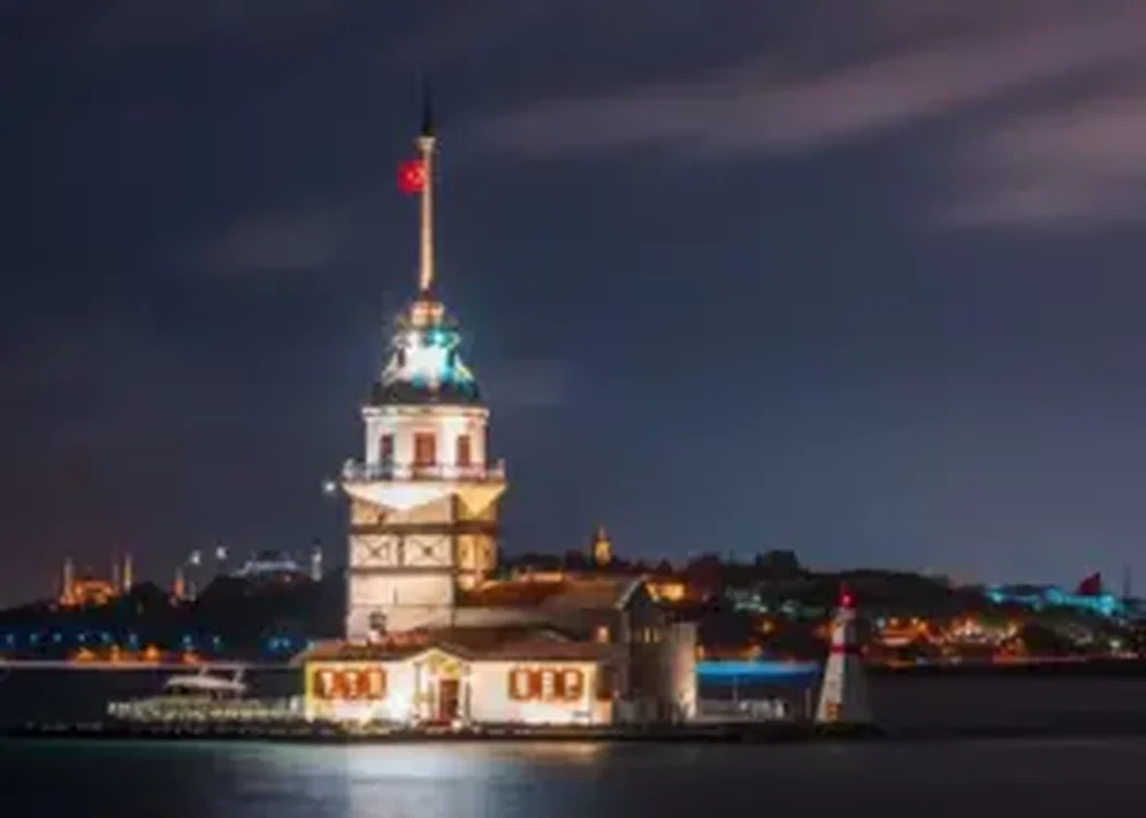 istnewistnew_maidenstowerkizkulesiistanbulonlineticketqrcodeenterenceboat5 - Istanbul Turkey