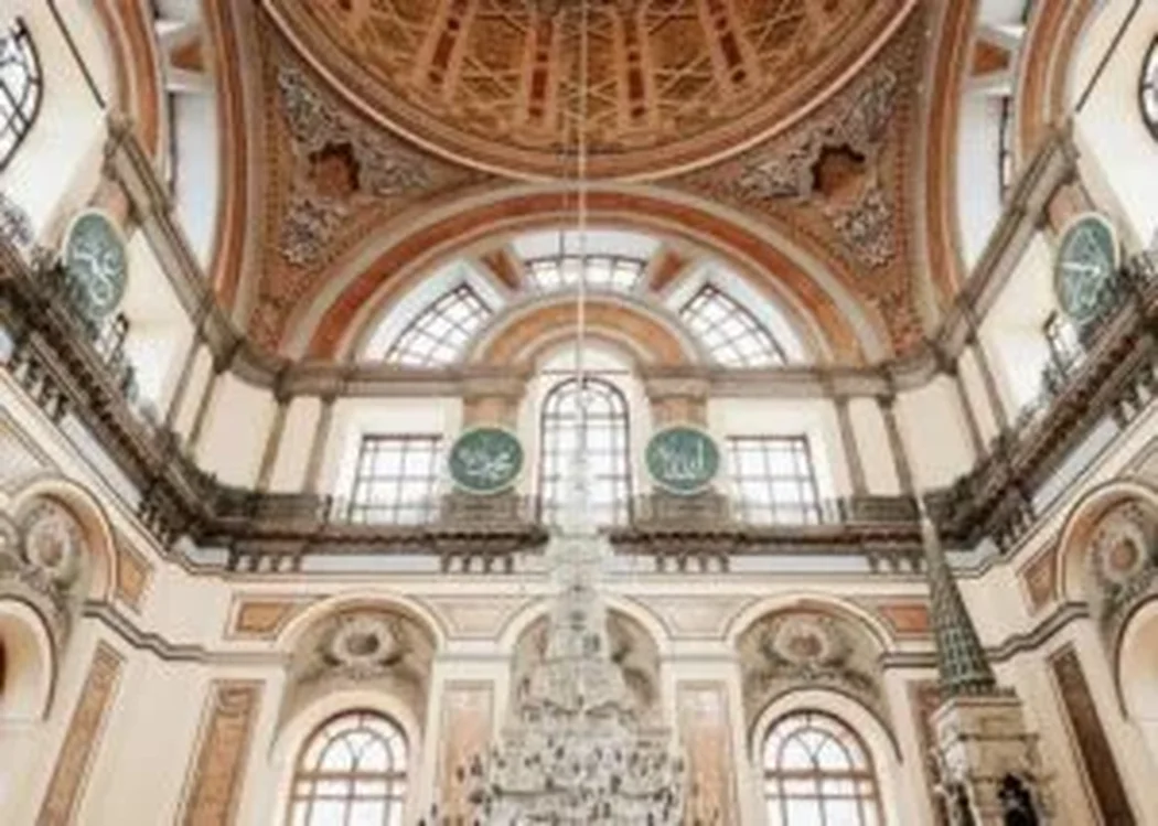 dolmabahce_mosque_istanbulcom_images (2)
