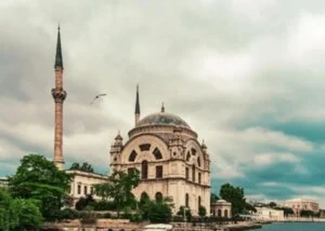 dolmabahce_mosque_istanbulcom_images (6)