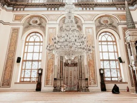 dolmabahce_mosque_istanbulcom_images (5)